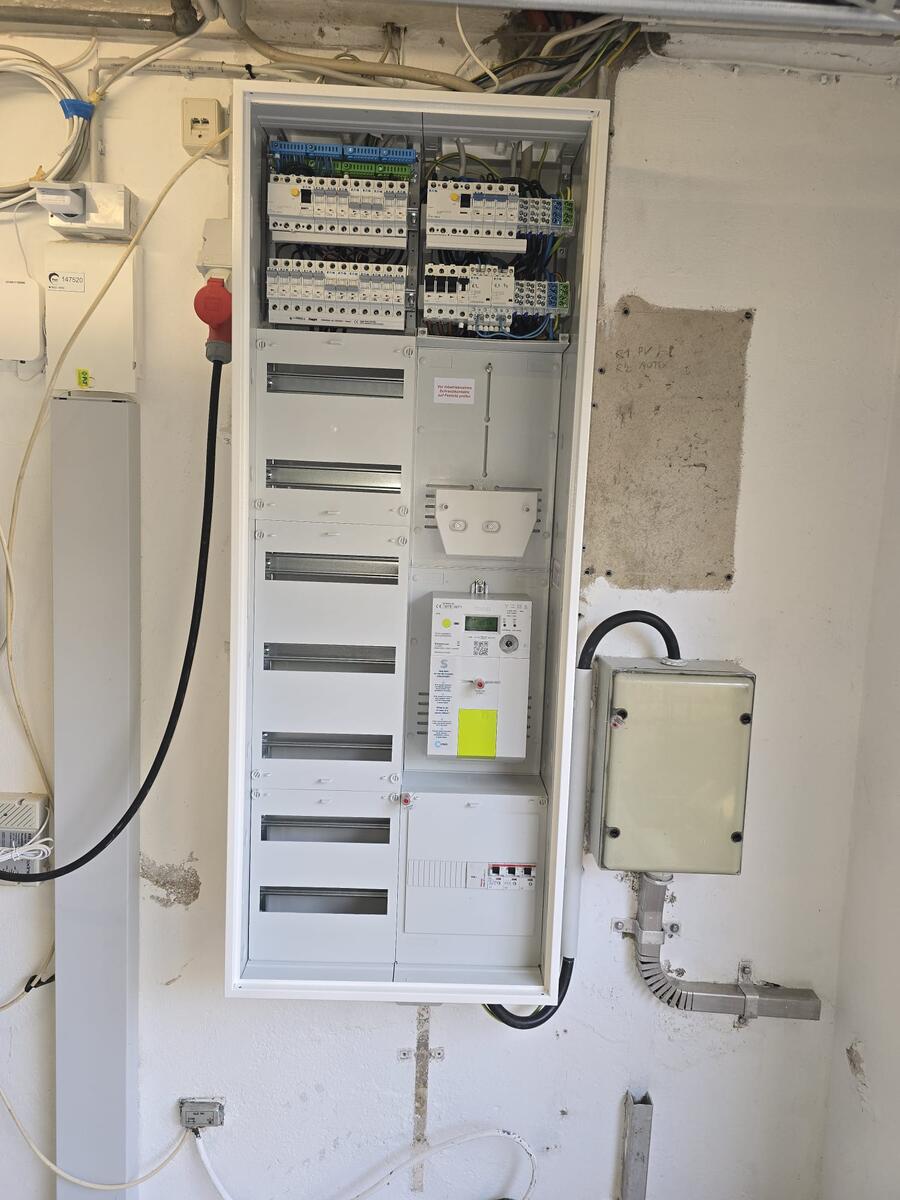Armoire électrique complète avec compteur à Bertrange