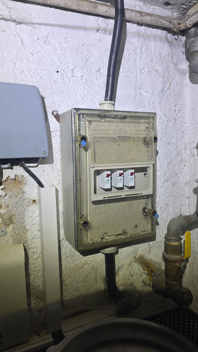 Coffret électrique sécurisé par notre électricien à Bertrange
