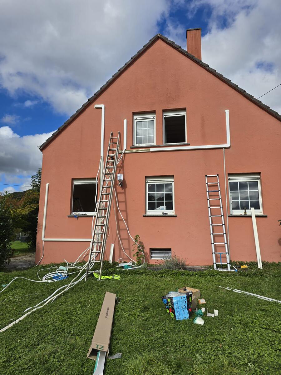 Installation multi-split façade maison gaines Leudelange
